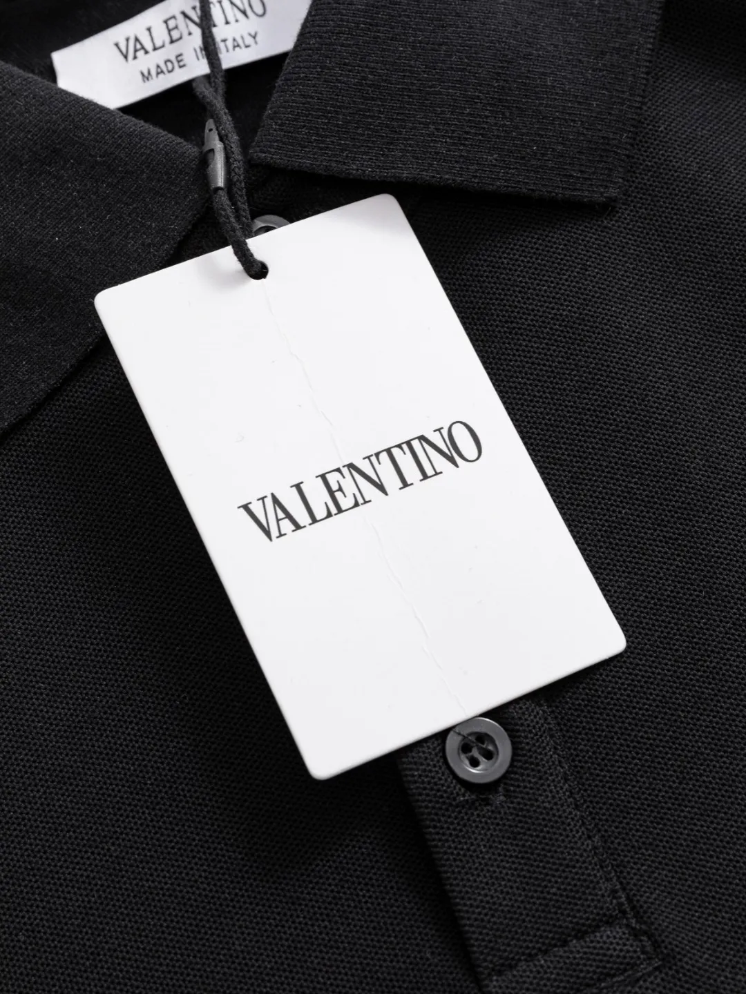 P100✨🔥 [VALENTINO] 2026FW short-sleeved lapel polo shirt Color: Black White Size: S-XXL